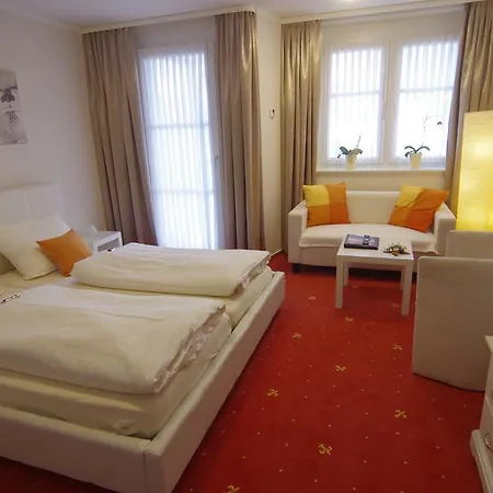 Schoneck Garni - - Hochschwarzwald Hotel 3*